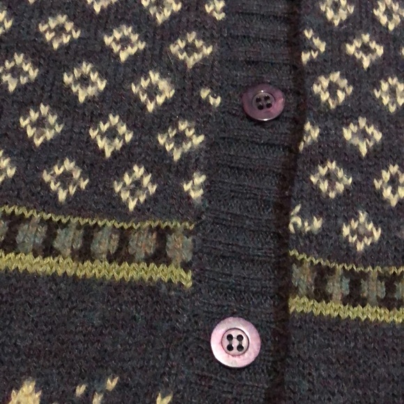 The Import Workshop tulips sweater button down large - Picture 7 of 12